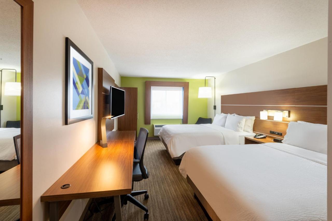 Holiday Inn Express Vermilion By Ihg Exteriör bild